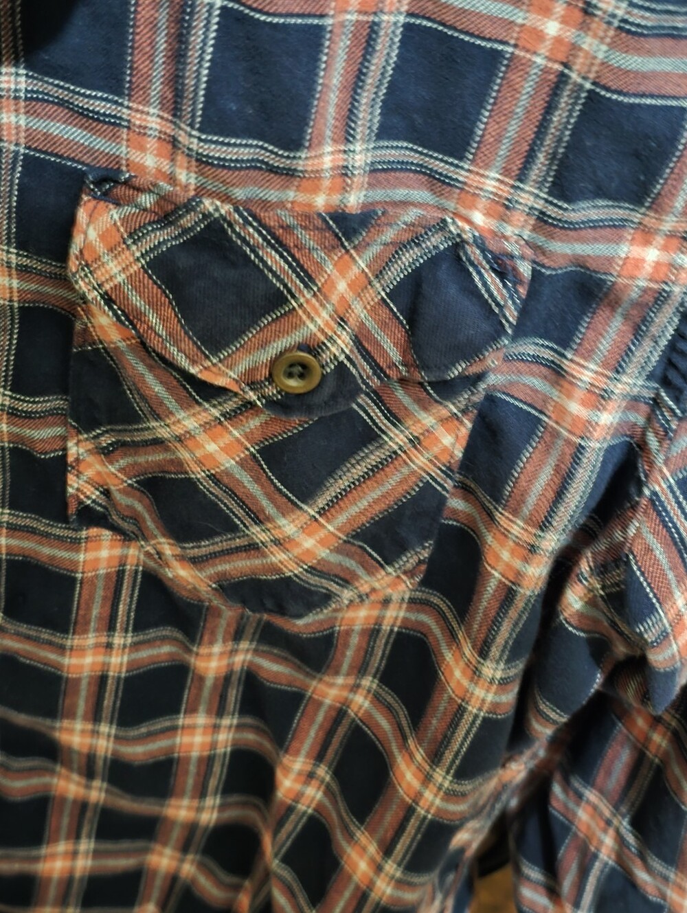 Wrangler Red and Navy Plaid Long-Sleeve Button-Down Shirt - Picture 3 of 5